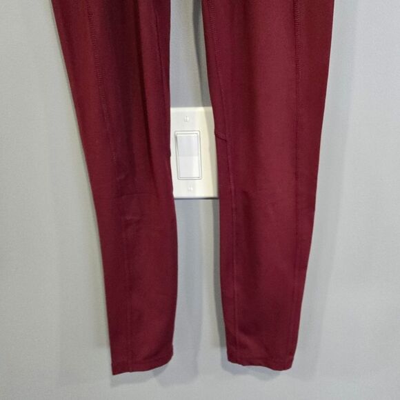 🐢 NWT  C9 Champion Women's Soft Stretch Legging With Pockets Burgundy size S - Picture 2 of 11